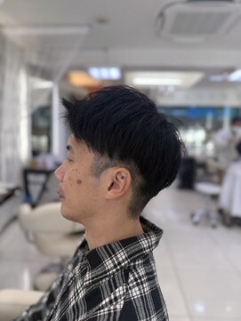 クオリス 赤塚店(QUALIS) 冬◎短髪黒髪刈り上げ×ジェットモヒカン旬顔