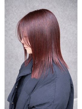 ピース バイ シータ(PEACE by CITA) 透明感チェリーレッド×顔まわりレイヤーミディ20代30代40代