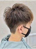 短髪ツーブロック軽めマッシュ刈り上げフェード眉カット/本厚木