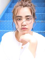 モホーク(MOHAWK)&nbsp;【MOHAWK 中目黒】大人可愛い後れ毛アレンジ