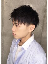 横顔が素敵に決まるツーブロックツイストパーマ［表参道/青山]