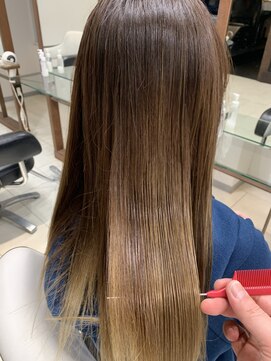 ステララヴェスト(Stella L'ovest) SHISEIDO 髪質改善トリートメント