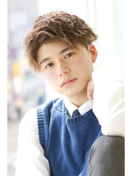 にもう ツーブロックセンターパートマッシュ【神戸メンズカット/三宮】