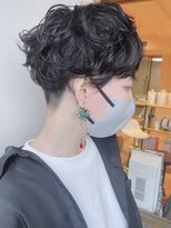 【morio原宿】黒髪刈り上げショートマッシュ　ニュアンスパーマ