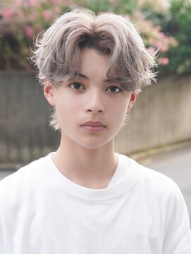 カライングドゥ(ing deux) スーツ短髪ツーブロック束感モテる黒髪シークレットパーマ流行