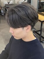 ウェイビーエフティフィフス 横浜西口(WAVEY ft.fifth)&nbsp;センターパートニュアンスパーマ韓国コンマヘアカルマパーマ横浜