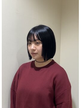 面長さんも大丈夫！切りっぱなしボブ