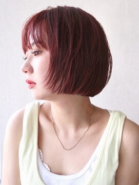 キジ(kiji) チェリーレッド切りっぱなしボブレイヤーボブ久屋大通伏見栄