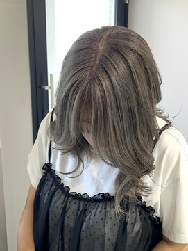 リグ 横浜(Lig.) ヘーゼルグレージュオリーブグレーブリーチダブルカラー/横浜駅