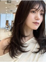 ザック ヴィ(ZACC  vie)&nbsp;ランダムな動きが可愛い！レイヤーカット