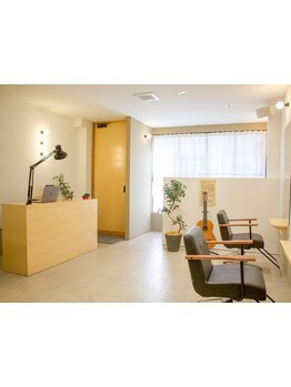 大人女性の為の完全マンツーマンサロン＊一人ひとりの魅力を最大限引き出す施術で、理想の仕上がりに。