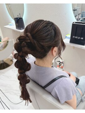 編みおろしポニー/心斎橋ヘアセット