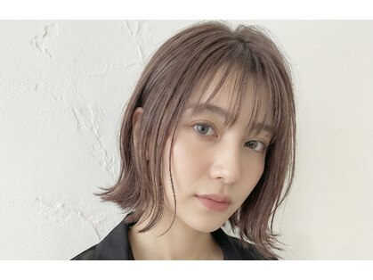 ヘアーアンドメイク ドレス(DRESS)の写真