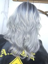 ブレイズヘアー(BLAZEhair) 【黒染め除去後のハイトーン】ホワイト×ブリーチ4回