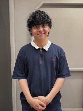 ハイセンス(HISENSE) メンズパーマシャドウパーマメンズウルフカットウルフパーマGIA