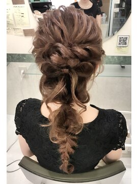 ブリエ(briller) TAKAKOstyle☆編みおろしリボンstyle