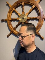 バーバー スタジオ ラフテル(Barber Studio RAFTEL)&nbsp;スキンフェード×七三分け