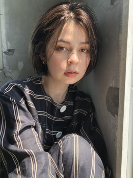 ルーム(Loom.) 透明感カラーミニボブ【Loom./明治神宮前/原宿/表参道】