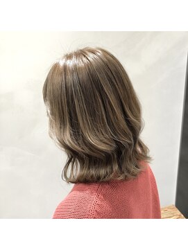 フェリア 松山(Feria) 【Feria松山】大人可愛い外ハネ×ミルクティーカラー-相原愛梨-