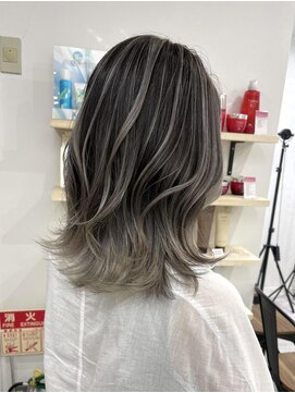 ジゼル(gisele) (稲毛)オンブレ