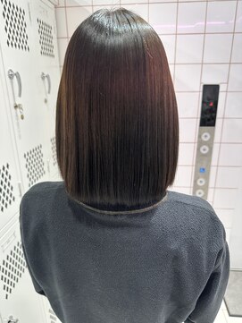 ロンドルーチェ 心斎橋(Lond luce) ダークアッシュ/ミディアムレイヤーカット［髪質改善/縮毛矯正］