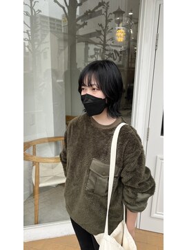 ヘアデザイン ソラ(Sola) ミディアムくびれレイヤーウルフ×黒髪暗髪小顔アッシュ