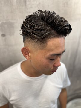 ブレイズマン(BLAZEMAN) ウェーブパーマ