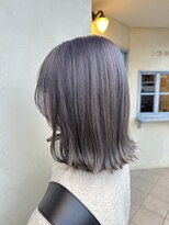 エイミーバイアフロート(amie by afloat) 無彩色カラーが大人気○シルバーグレージュ