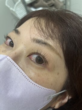 ヘアーガーデン アストレア(HAIR GARDEN ASTRAEA) 根本から立ち上げパリジェンヌ、まつげパーマ、まつ毛パーマ