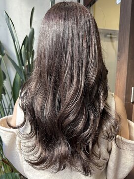 アン(Hair make un) お肌馴染み抜群◎ラベンダーアッシュ