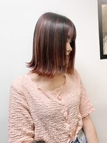 ガルボ ヘアー(garbo hair) ブリーチ 10代 20代 アンブレラカラー インナーカラー ピンク