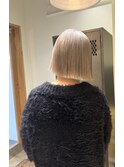 ハイライト　レイヤー ショートヘア　ボブ　くびれレイヤー 