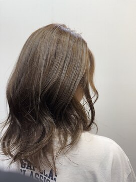 グルグル 妙典店(GULGUL) ハイライトアッシュ×レイヤースタイル