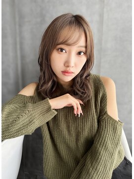 ラピス 新宿店(Lapis) 《30代～大人透明感》白髪ぼかしハイライト＋艶カラー