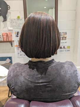 チアー ヘアリラクゼーション(cheer HAIRRELAXATION) 前上がりボブ