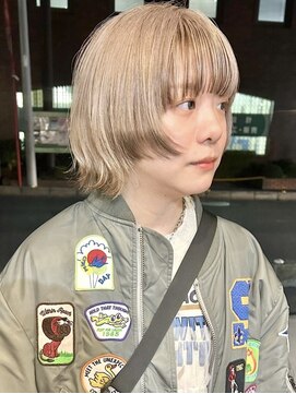 ラック 津田沼(LUCK) 裾カラー/テールカラー/デザインカラー/ミルクティーブロンド