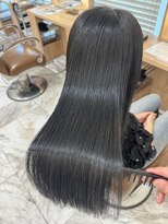 アテナ(ATENA) 髪質改善縮毛矯正でサラ艶スタイル【中嶋翔也】