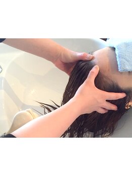 新規/カット+SPA一律\4900!!丁寧に揉みほぐしていくから極上のリラックスをプレゼント♪