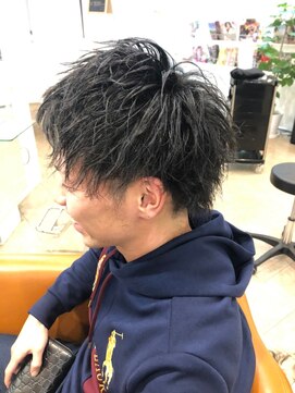 カルマ(KARMA) ツイストレートというオリジナルパーマがあったとさ