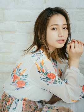 ヘアアンドリラクゼーション シャッセ(Hair&Relaxation SASE) くびれレイヤー