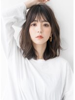 リリーオブザベイス(Lily of the Vase) エアリーボブ