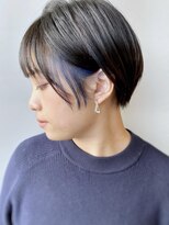 モリオフロムロンドン 原宿本店(morio from London) 【morio原宿】耳かけショートカット　イヤリングカラーブルー