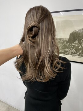 アディション 渋谷(ADITION) 【ADITION渋谷】ナチュラルハイライトカラー