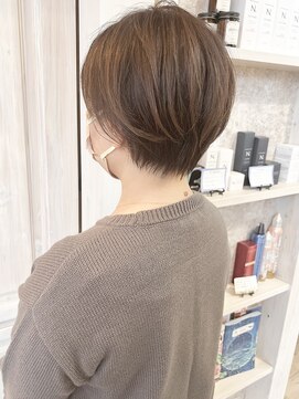 キャアリー(Caary) 福山市美容室Caaryひし形シルエットショートボブ ベリーショート