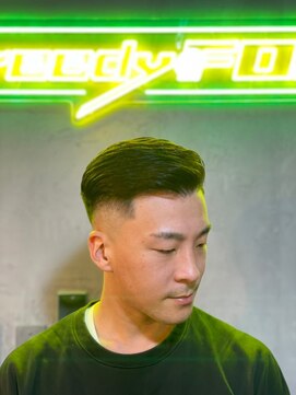 グリーディーフォックス 代々木(Greedy FOX) 韓国マッシュ/センタ-パ-ト/ツイストスパイラル/スキンフェード