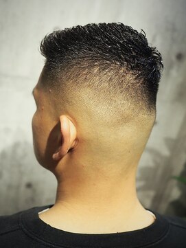 ブレイズマン(BLAZEMAN) パッチパチのフェザーアップスキンフェード