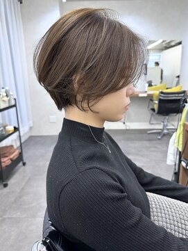 オウル(Owll) 【Owll】石田学史くびれショート20代30代40代　ベージュカラー