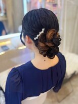 結婚式 二次会 お呼ばれ アップスタイル×パールピン
