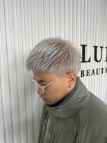 ルノン リー(LUNON:re)&nbsp;men'sショート×ホワイトシルバーカラー♪