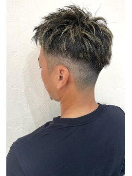 ルートプラス(RUTO+) 【メッシュハイライト】ツーブロックフェード刈り上げ